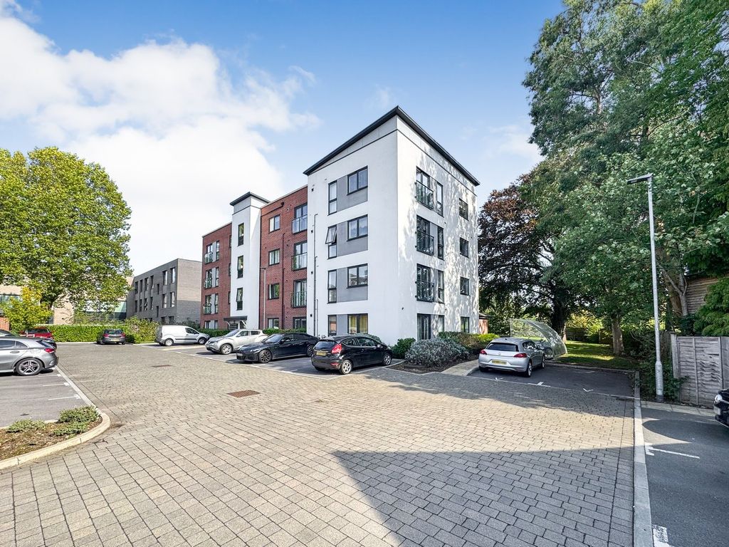 Property photo 1 of 15
