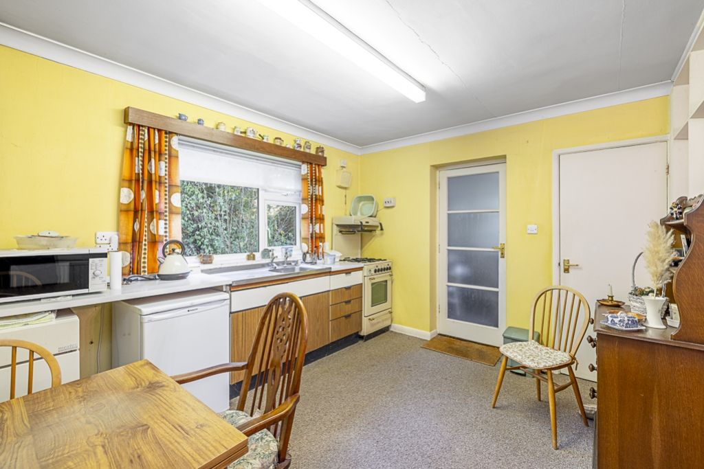 Property photo 3 of 19 1 Loop Lane (Moulton)-16