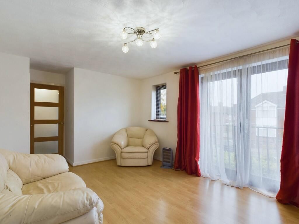 Property photo 3 of 8