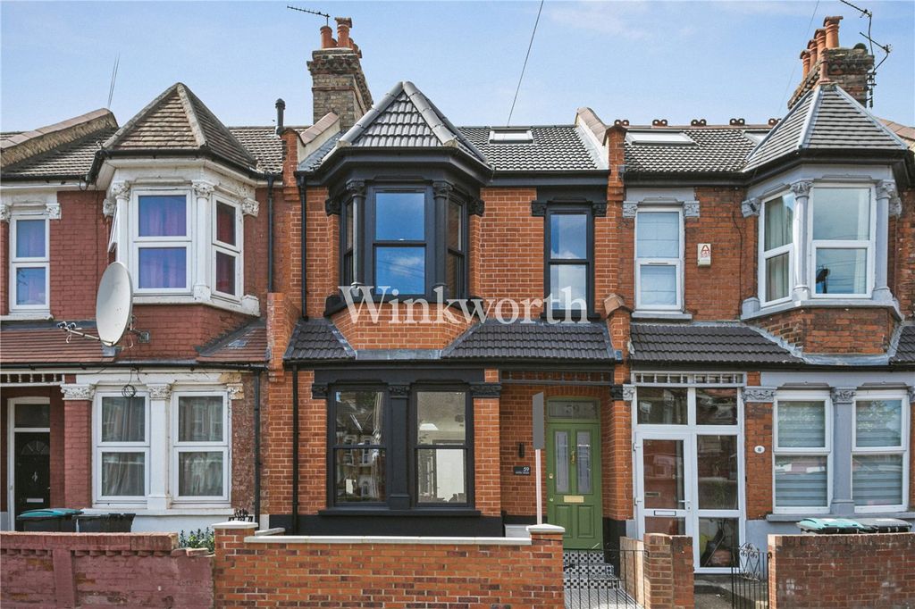 Property photo 3 of 29 Picture No. 06
