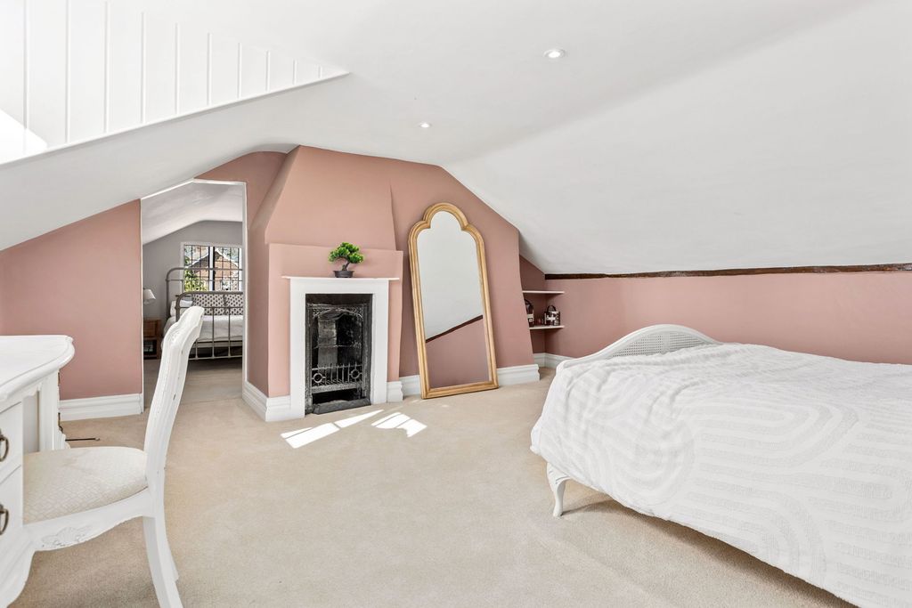 Additional image 26 of 8 bed detached house for saleLondon Road, Hitchin SG4