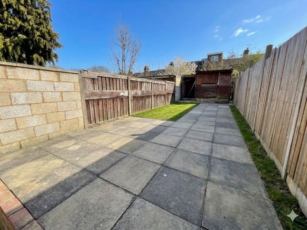 Property photo 2 of 8 5114651