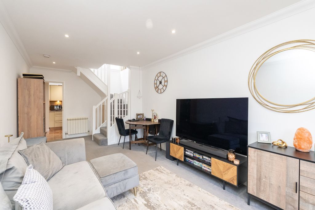 Property photo 1 of 9 Dsc00964