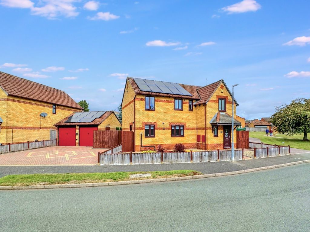 Property photo 1 of 46 4399815