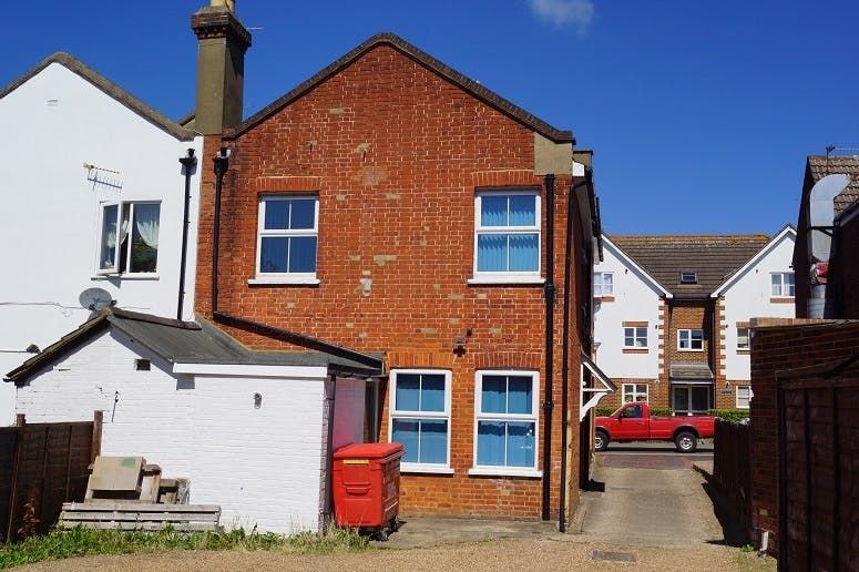 Property photo 2 of 8 Paint  Car Park.Jpg