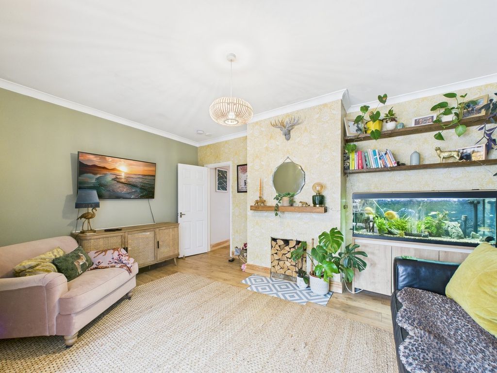 Property photo 3 of 24