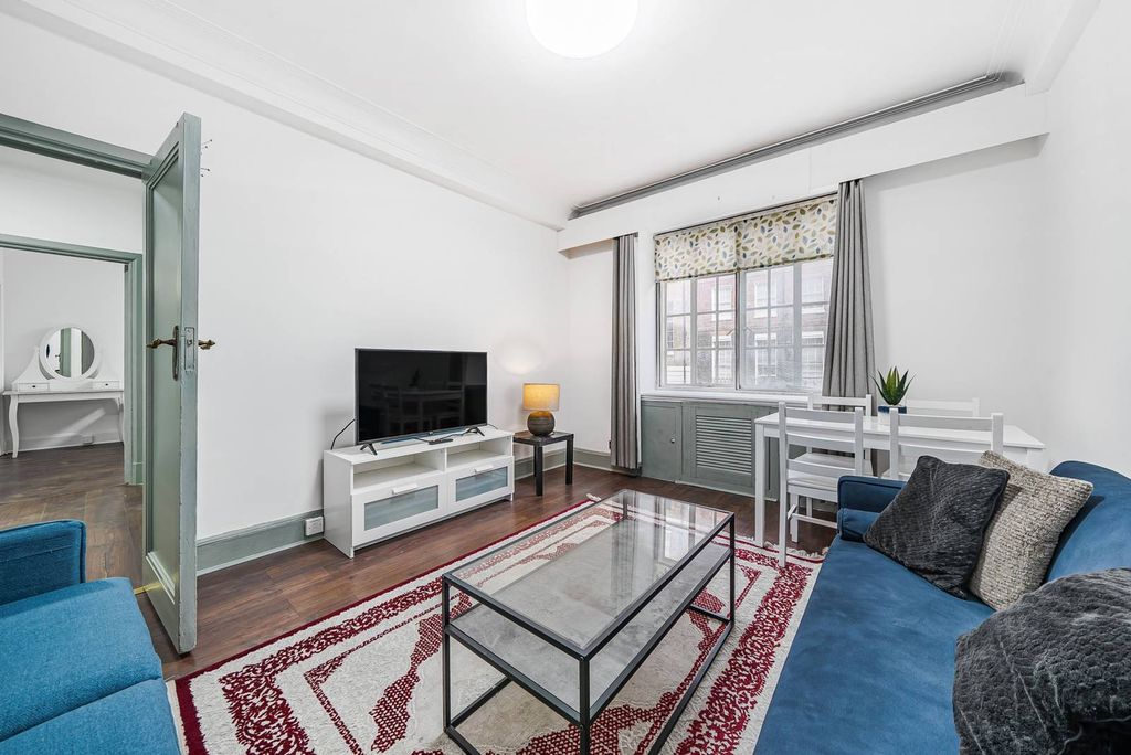 Property photo 2 of 7
