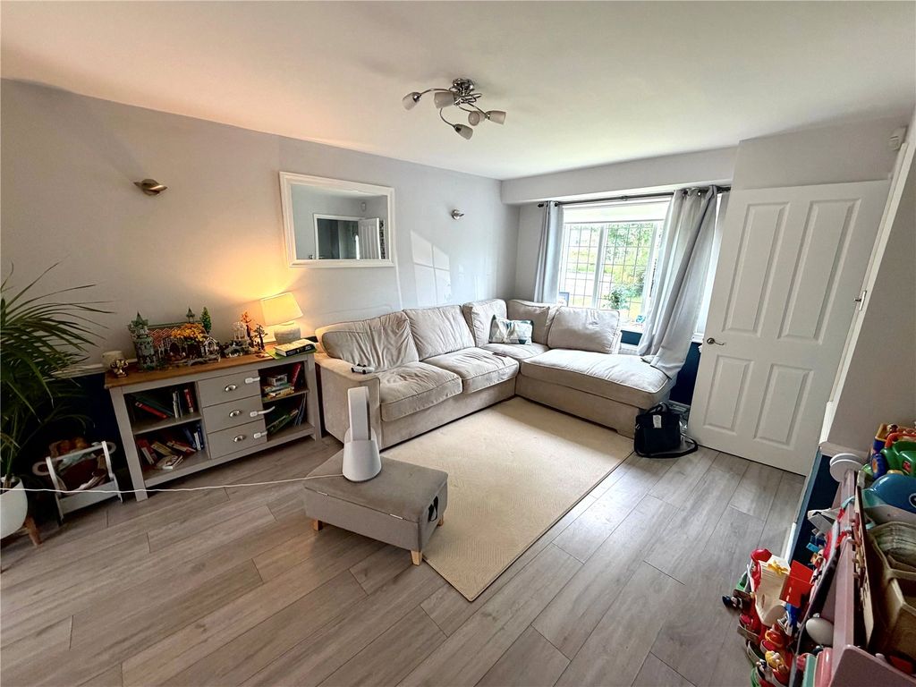 Property photo 2 of 11 Picture No. 10