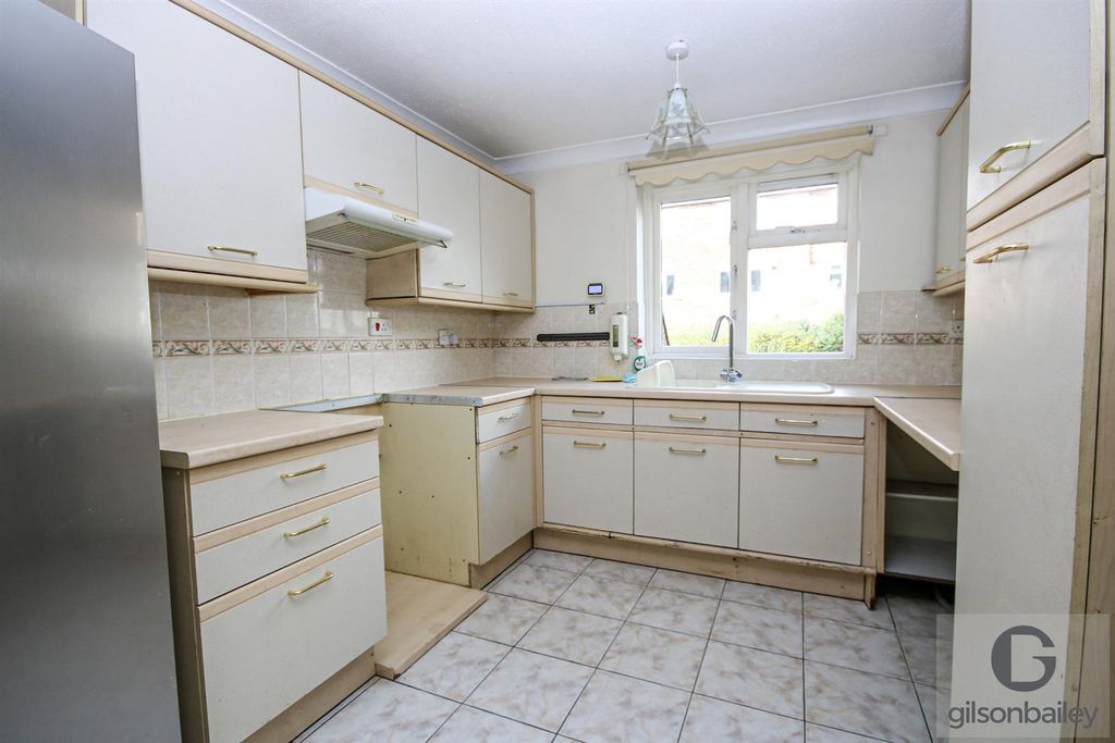 Property photo 3 of 10 10-Img_9033.Jpg