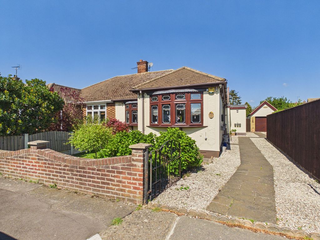 Property photo 1 of 27