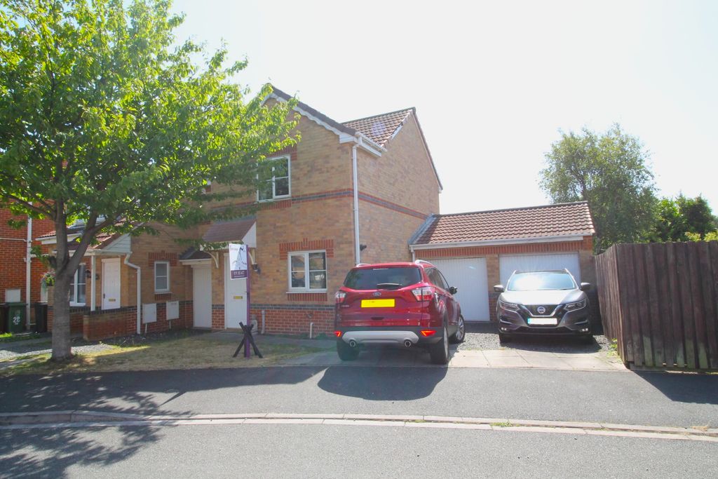 Property photo 1 of 11 Img_0705