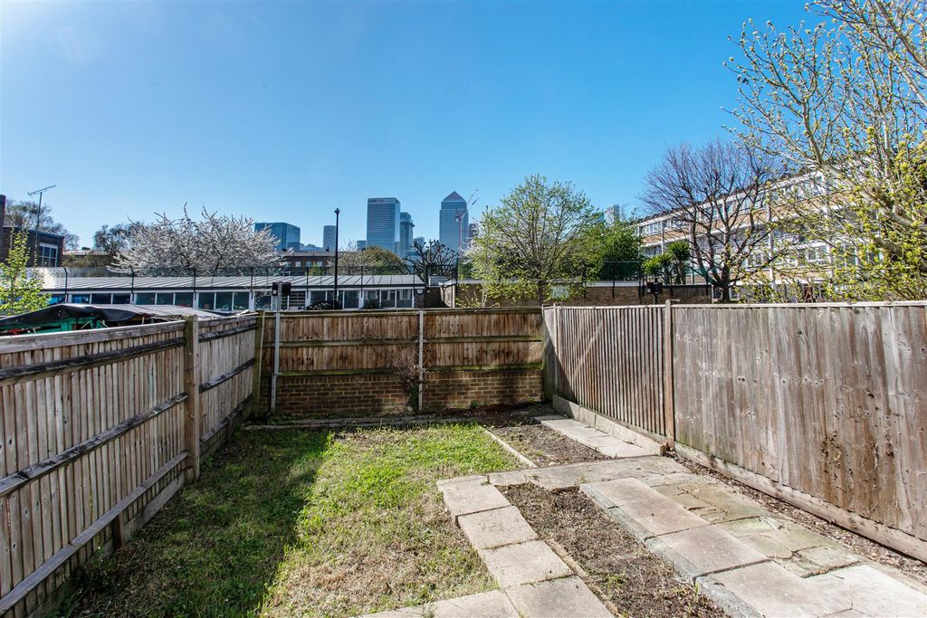 Property photo 1 of 15 Rear Garden