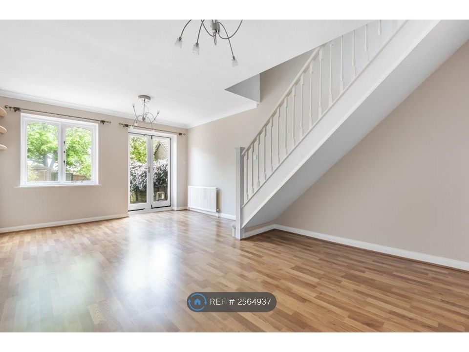 Property photo 3 of 11