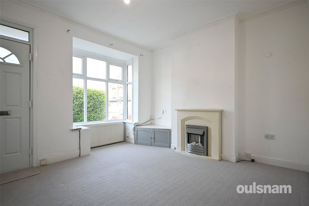 Property photo 2 of 18 Picture No. 15