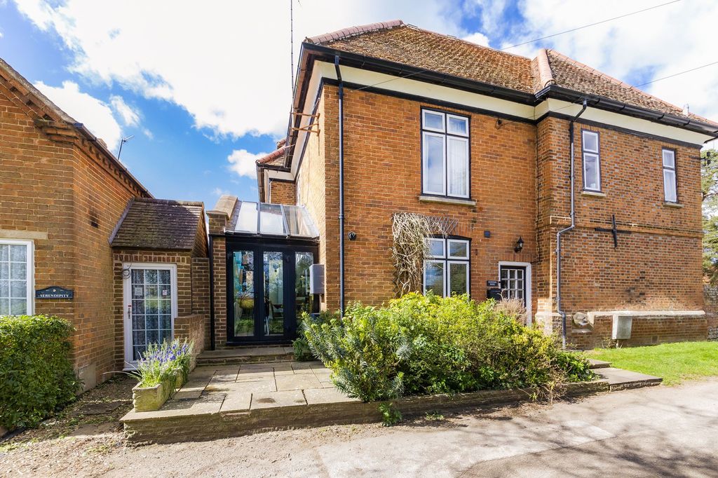 Property photo 1 of 30