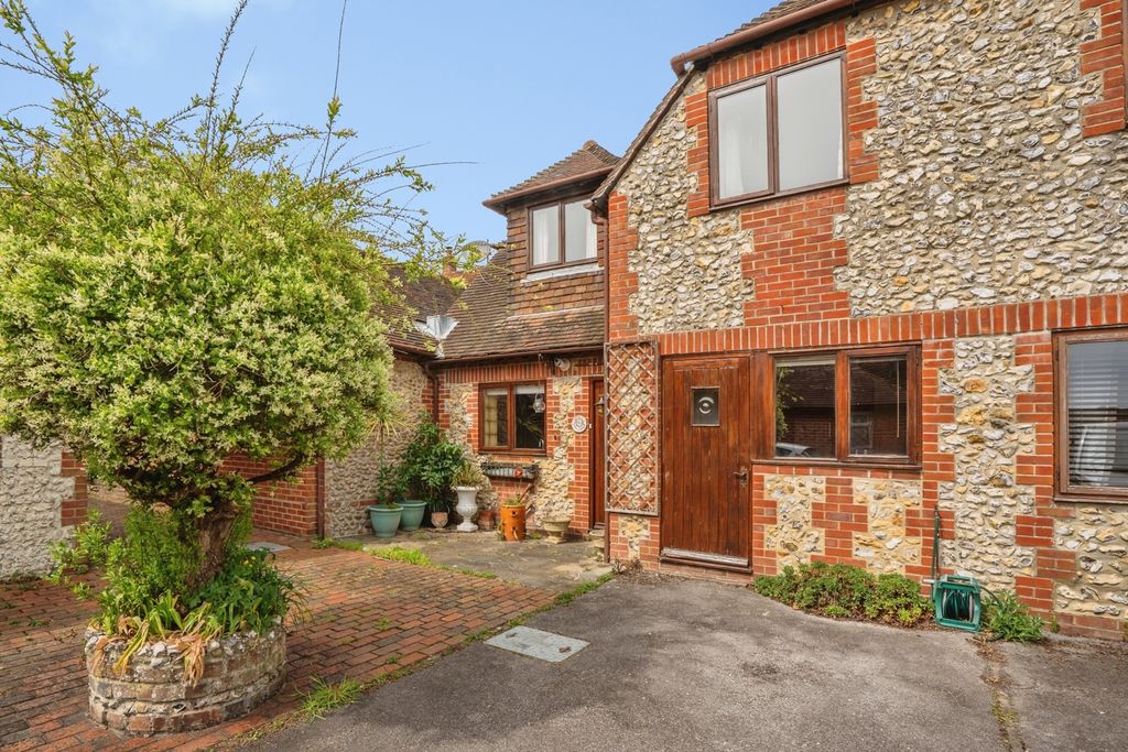 Property photo 1 of 20 Pbox-Img.Jpg