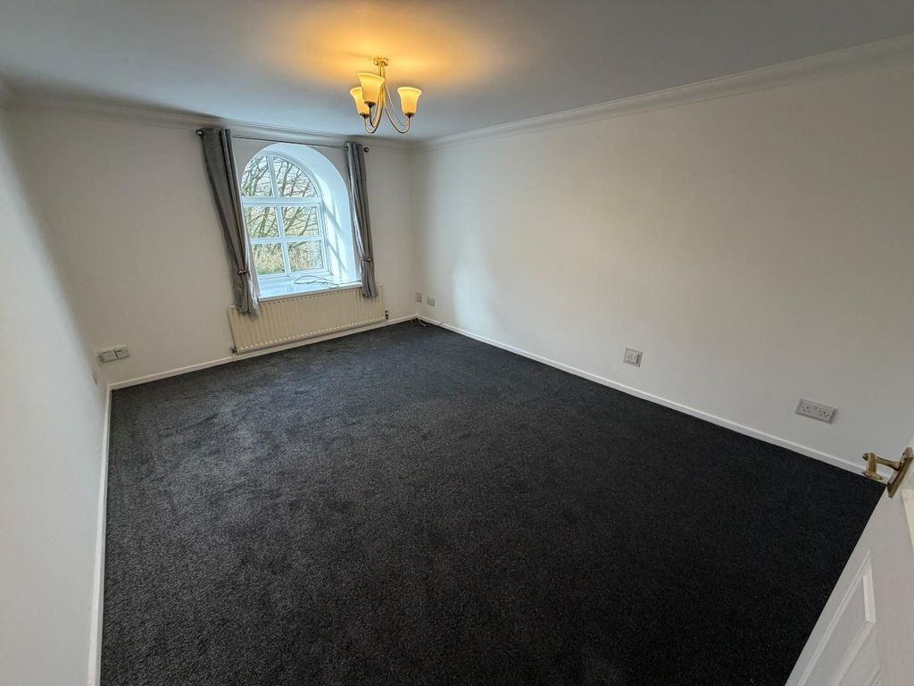 Property photo 3 of 8 6.Jpg