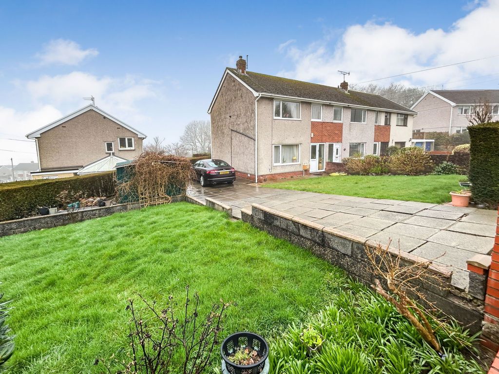 Property photo 3 of 20