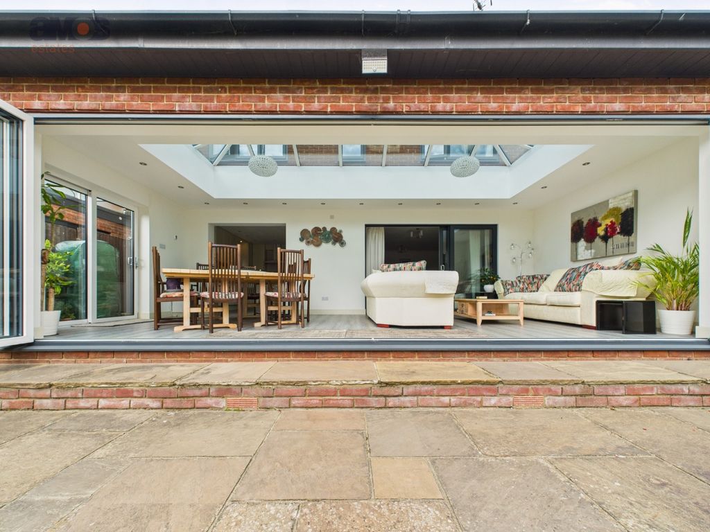 Property photo 3 of 24 4453904