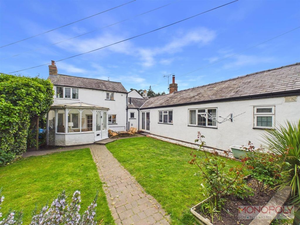 Property photo 1 of 27 Cam01943G0-Pr0669-Still036.Jpg