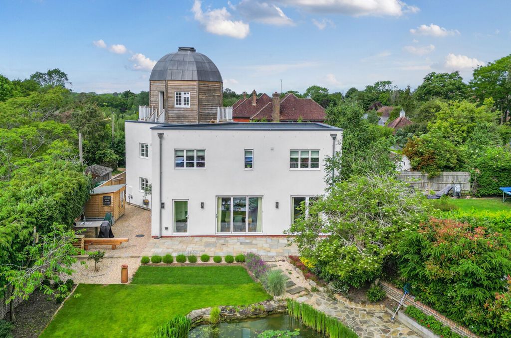 Property photo 1 of 29