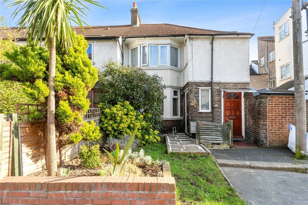 Property photo 1 of 9 Picture No. 12