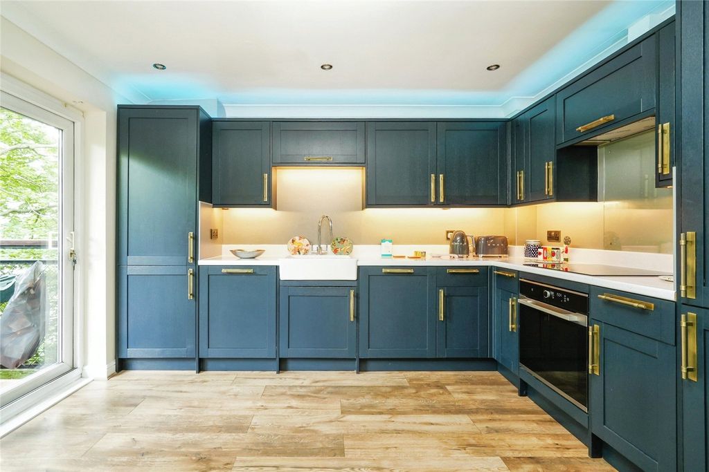 Property photo 2 of 21 Picture No. 06