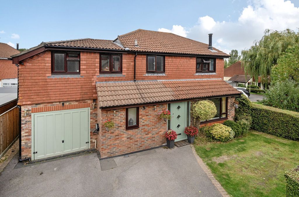 Property photo 1 of 26