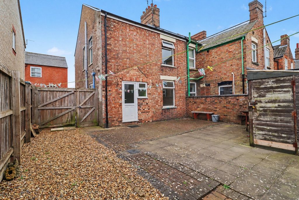 Property photo 1 of 16 4971770