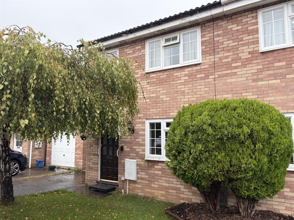 Property photo 1 of 13 Front 1.Jpg
