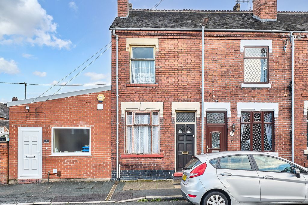 Property photo 1 of 12