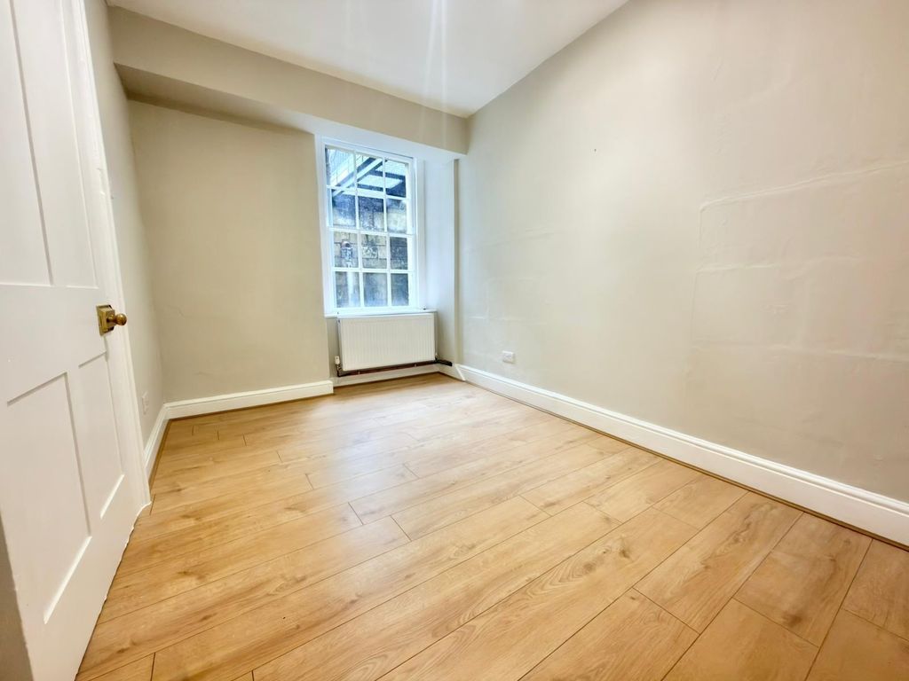 Additional image 5 of 4 bed flat to rentThe Circus, Bath BA1
