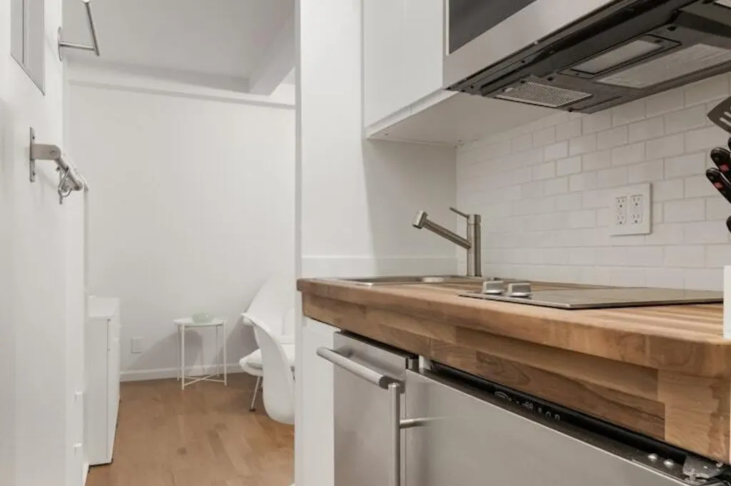 Property photo 3 of 6 <Alttext/>