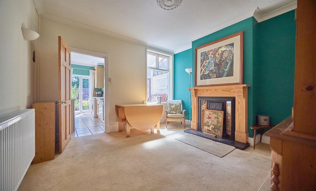 Property photo 3 of 16 New Street_3.Jpg