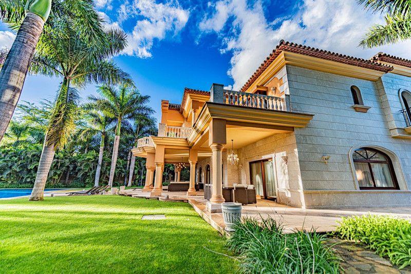 Property photo 1 of 35