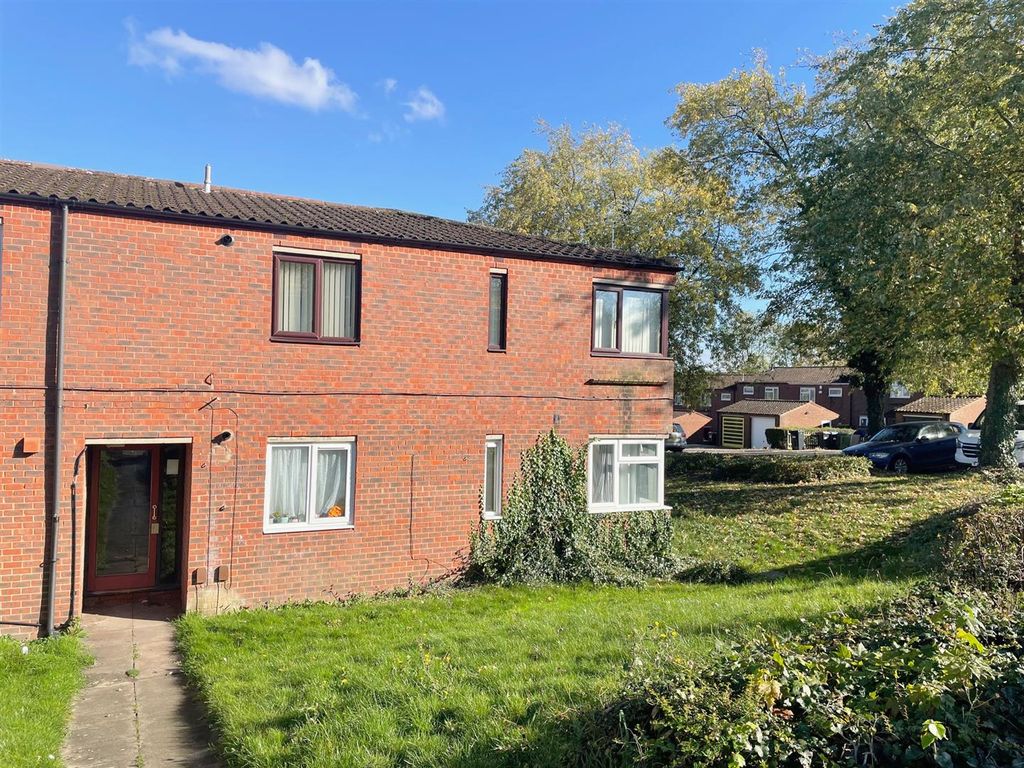 Property photo 1 of 4 Front Of Block