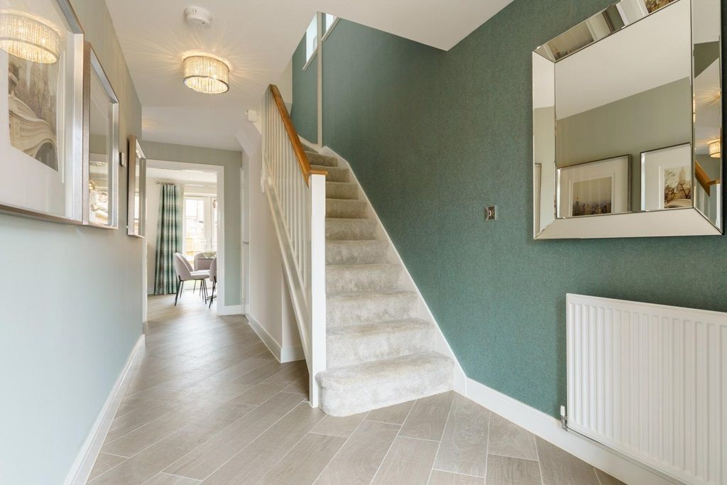 Property photo 2 of 12 Bright And Spacious Hallway With Under Stair Storage