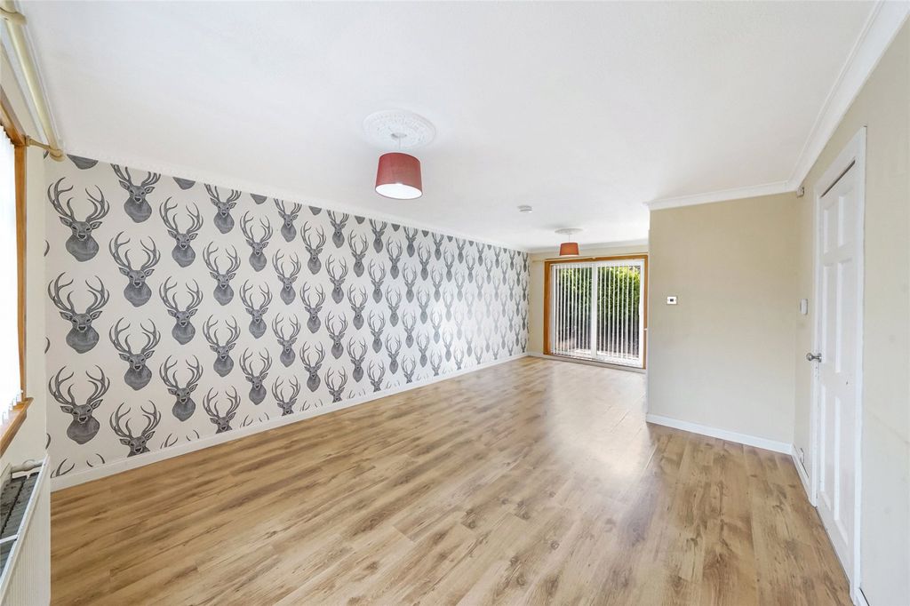 Property photo 2 of 21 Picture No. 25