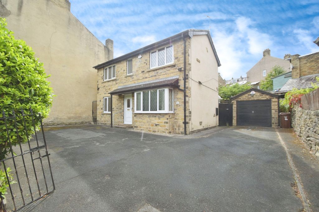 Property photo 1 of 23