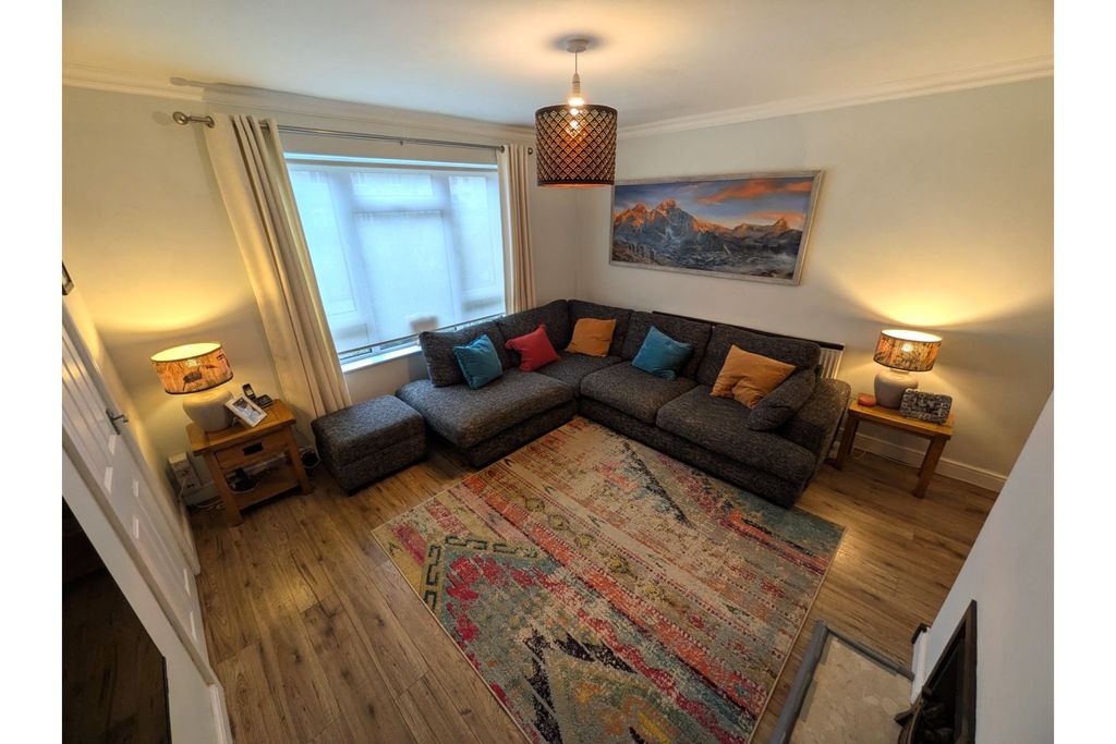 Property photo 3 of 22