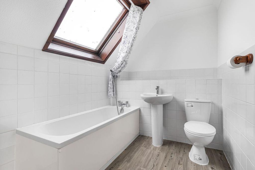 Additional image 4 of 2 bed flat for saleBrays Lane, Ely CB7