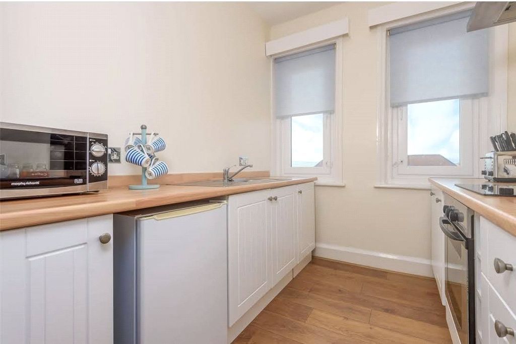 Property photo 2 of 11 Picture No. 08