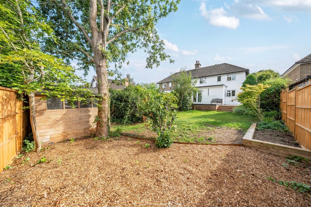 Property photo 1 of 19 1309938-29-687E89...