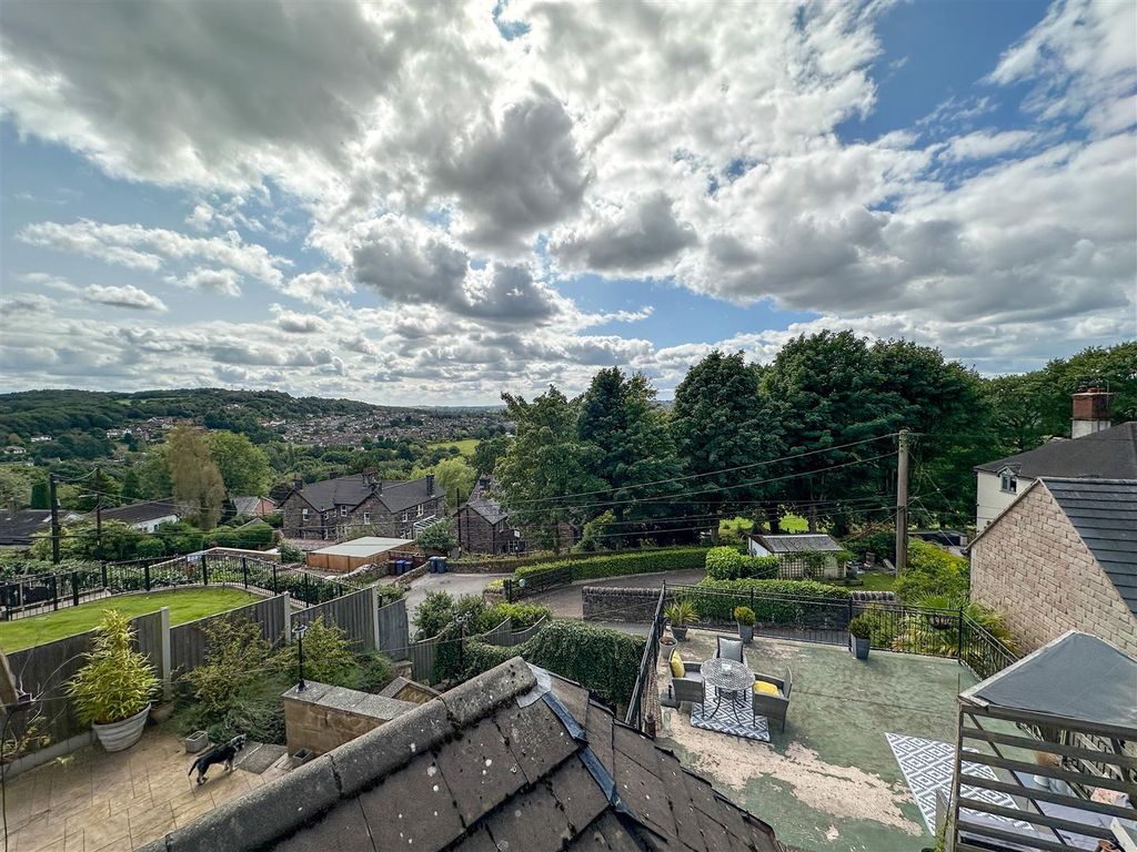 Property photo 3 of 38