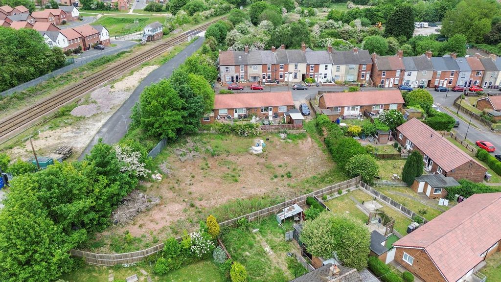 Property photo 3 of 11 Drone