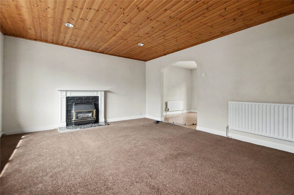 Property photo 2 of 19 Picture No. 09