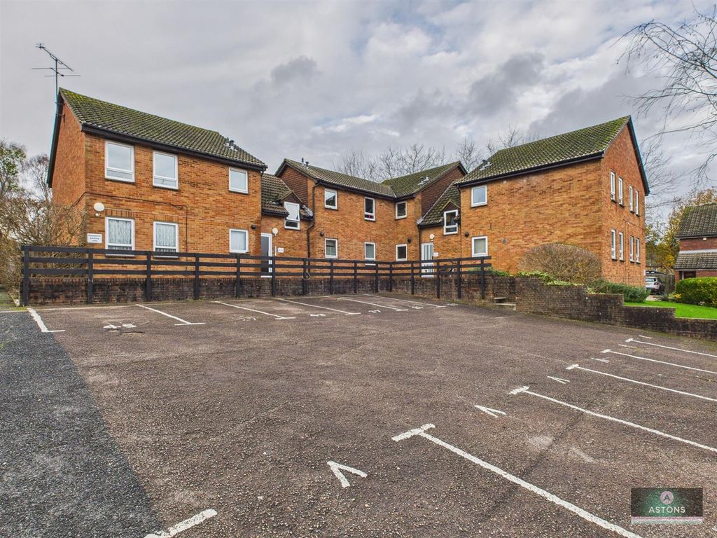 Property photo 1 of 9 Cam04622G0-Pr0126-Still001.Jpg