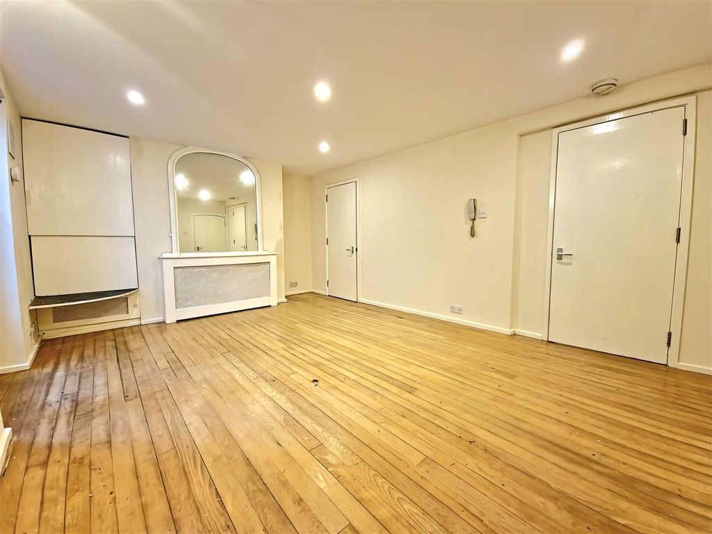 Property photo 2 of 8 Living Room