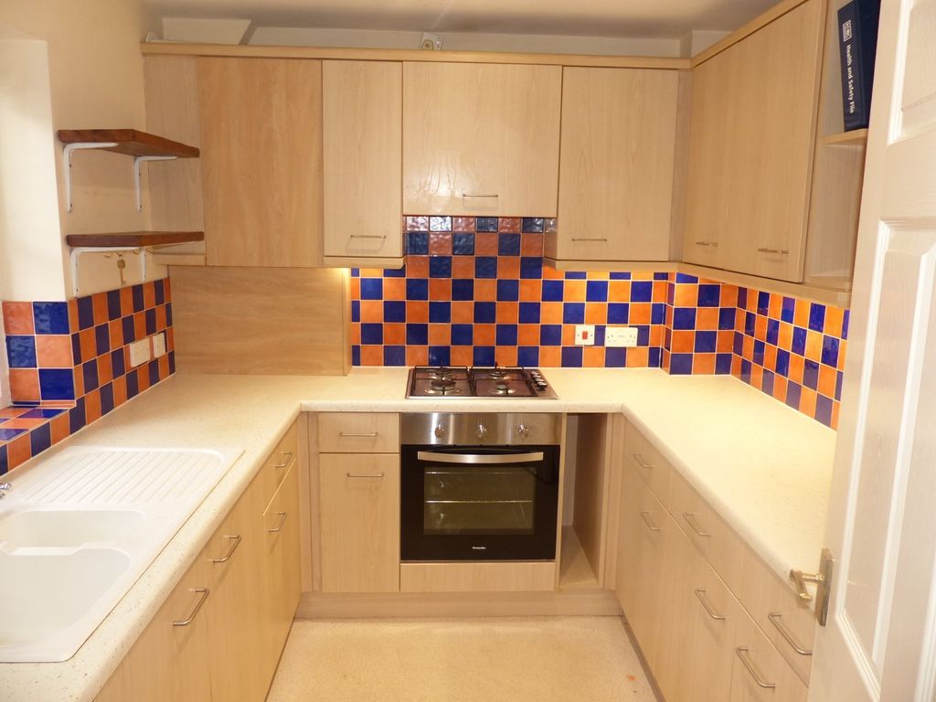 Property photo 2 of 17 Picture No. 27