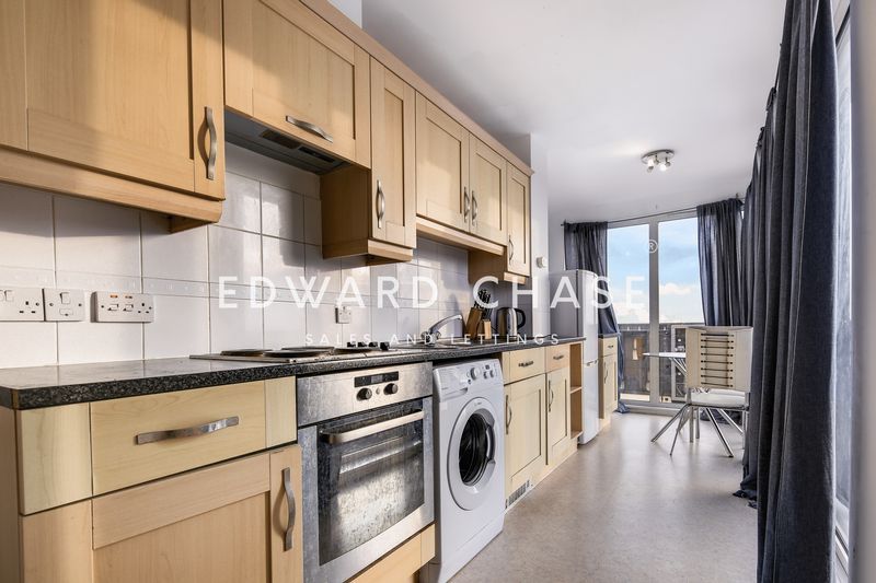 Property photo 3 of 10 Photo 1